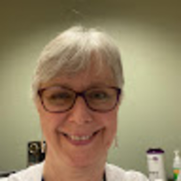 Meet your Posher, Kath - Picture 1 of 1